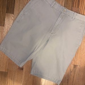 Like New Men’s Khaki Shorts Size 30 by Joseph Abboud